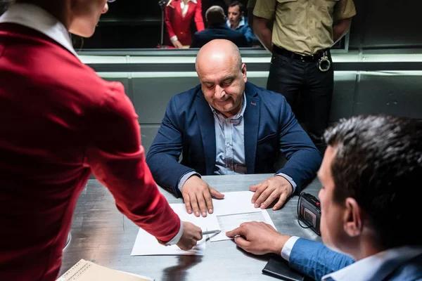What to Expect During Your First Meeting with a Defense Lawyer